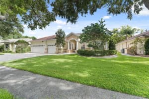 10310 CARROLL COVE PLACE, TAMPA, FL 33612 - MLS#MFRTB8394118