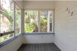 317 19TH AVENUE, ST PETERSBURG, FL 33705 Sold 10/01/25