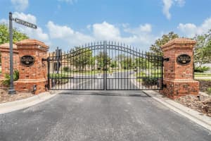 27427 MISTFLOWER DRIVE, WESLEY CHAPEL, FL 33544 - MLS#MFRTB8394210