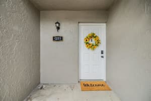 4513 S Oak Dr #q21, TAMPA