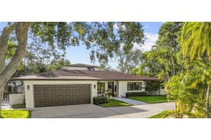 208 LIVE OAK LANE, LARGO, FL 33770 Sold 08/08/25