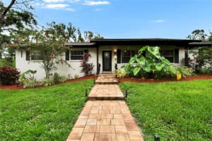 8222 VALRIE LANE, RIVERVIEW, FL 33569 - MLS#MFRTB8394481