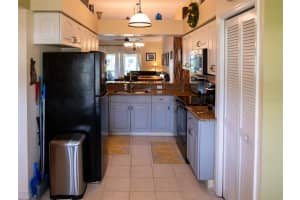10188 REGENT CIRCLE, NAPLES, FL 34109 - MLS#MFRTB8394508