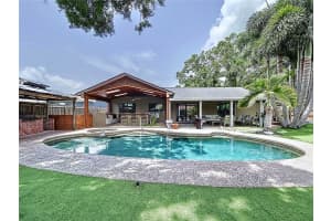11525 COUNTRY OAKS DRIVE, TAMPA, FL 33618 - MLS#MFRTB8394514