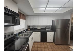4137 LAKE BAYSHORE DRIVE, BRADENTON, FL 34205 - MLS#MFRTB8394524