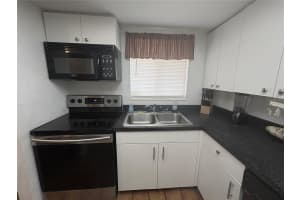 4137 LAKE BAYSHORE DRIVE, BRADENTON, FL 34205 - MLS#MFRTB8394524