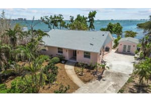 4749 BAYWOOD POINT DRIVE, GULFPORT, FL 33711 - MLS#MFRTB8394541