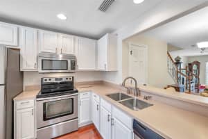 2007 SEARAY SHORE DRIVE, CLEARWATER, FL 33763 Sold 09/22/25
