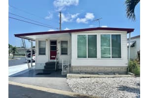 8300 SEMINOLE BOULEVARD, SEMINOLE, FL 33772 Sold 07/21/25