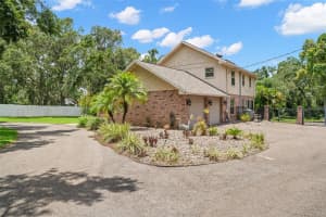2306 VALRICO ROAD, VALRICO, FL 33596 - MLS#MFRTB8394771