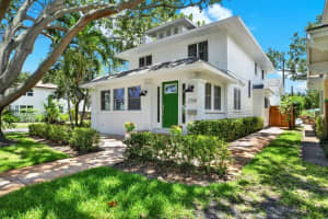 258 14th Ave Ne, ST PETERSBURG