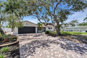 11490 48th Ave N, ST PETERSBURG