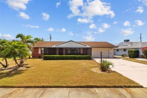 828 FOX HILLS DRIVE, SUN CITY CENTER, FL 33573 Sold 07/22/25