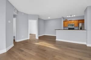 10110 WINSFORD OAK BOULEVARD, TAMPA, FL 33624 - MLS#MFRTB8395056