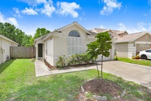 6801 SUMMER COVE DRIVE, RIVERVIEW, FL 33578 - MLS#MFRTB8395064