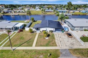 551 LINDLEY TERRACE, PORT CHARLOTTE, FL 33952 - MLS#MFRTB8395181