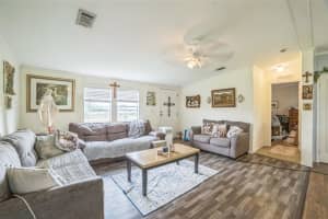 25304 ABBEY ROAD, HOWEY IN THE HILLS, FL 34737 Sold 10/07/25