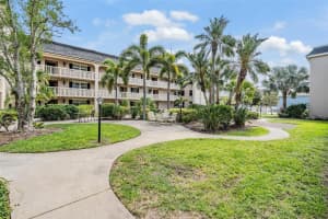147 BLUFF VIEW DRIVE, BELLEAIR BLUFFS, FL 33770 Sold 08/29/25