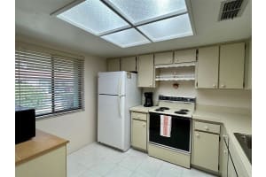 2541 LAURELWOOD DRIVE, CLEARWATER, FL 33763 - MLS#MFRTB8395288