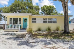6453 5th Ave N, ST PETERSBURG
