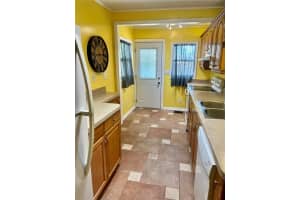 4634 IRIS STREET, ST PETERSBURG, FL 33714 - MLS#MFRTB8395366