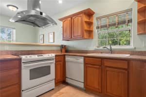 6515 DIMARCO ROAD, TAMPA, FL 33634 - MLS#MFRTB8395368