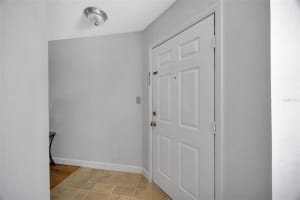 8647 MALLARD RESERVE DRIVE, TAMPA, FL 33614 - MLS#MFRTB8395562