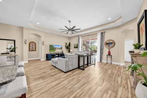 32624 SUMMERGLADE DRIVE, WESLEY CHAPEL, FL 33545 - MLS#MFRTB8395789