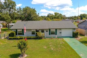 2825 WOODCREST LANE, LAKELAND, FL 33805 - MLS#MFRTB8395795