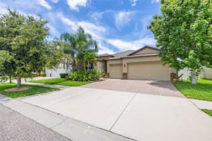 9860 Smarty Jones Dr, RUSKIN