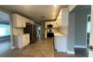 4374 32ND TERRACE, ST PETERSBURG, FL 33713 - MLS#MFRTB8395918