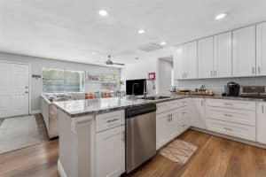 7210 14TH STREET, ST PETERSBURG, FL 33702 - MLS#MFRTB8396001