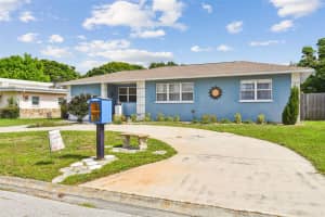4211 28TH AVENUE, ST PETERSBURG, FL 33713 Sold 08/18/25