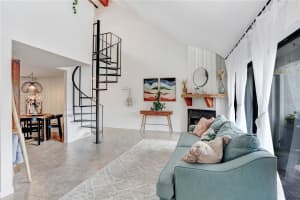 5103 PURITAN CIRCLE, TAMPA, FL 33617 - MLS#MFRTB8396150