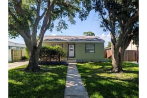 5725 18th Ave S, GULFPORT
