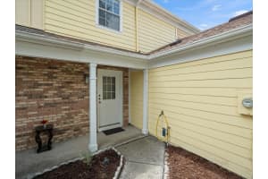 6114 OAK CLUSTER CIRCLE, TAMPA, FL 33634 Sold 07/29/25