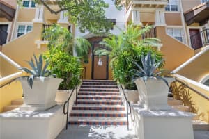 100 4TH AVENUE, ST PETERSBURG, FL 33713 - MLS#MFRTB8396307