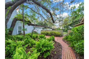 4610 WESTFORD CIRCLE, TAMPA, FL 33618 Sold 08/29/25