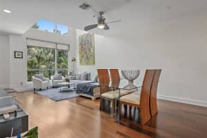 325 5TH AVENUE, ST PETERSBURG, FL 33701 Sold 09/03/25