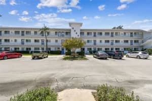 8080 112TH STREET, SEMINOLE, FL 33772 - MLS#MFRTB8396495