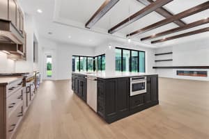 937 OLD WELCOME ROAD, LITHIA, FL 33547 Sold 08/20/25