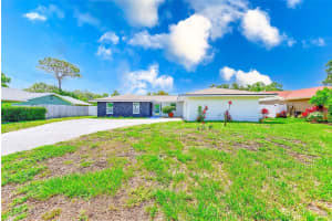9027 Merrimoor Blvd, SEMINOLE