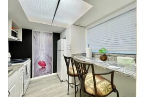 6342 NEWTOWN CIRCLE, TAMPA, FL 33615 - MLS#MFRTB8396591