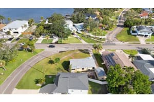 3415 OVERLOOK DRIVE, ST PETERSBURG, FL 33703 - MLS#MFRTB8396622