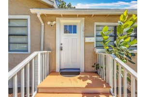 1011 NEWTON AVENUE, ST PETERSBURG, FL 33705 - MLS#MFRTB8396638