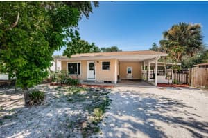 8184 49TH AVENUE, ST PETERSBURG, FL 33709 Sold 08/07/25