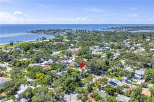 1822 1ST STREET, ST PETERSBURG, FL 33705 Sold 07/31/25