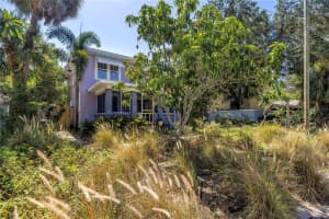 1822 1ST STREET, ST PETERSBURG, FL 33705 Sold 07/31/25