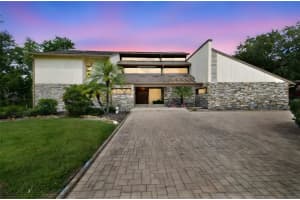 2103 N Golfview Dr, PLANT CITY