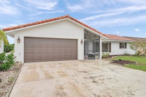 734 FLAMINGO DRIVE, APOLLO BEACH, FL 33572 - MLS#MFRTB8396736